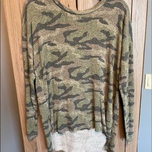American Eagle Soft and Sexy Long Sleeve Tee